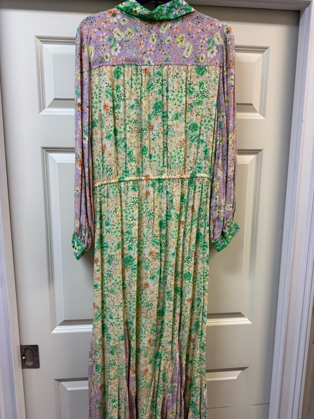 LOFT Green and Lavender Floral Button-Up Dress - Picture 5 of 7